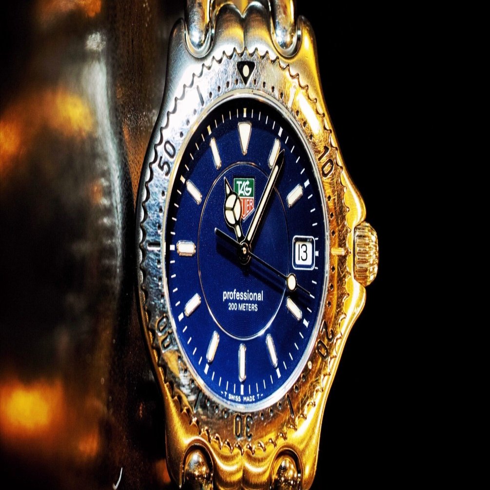 タグホイヤーの電池交換をヤマダ電気など家電量販店と正規店の料金比較