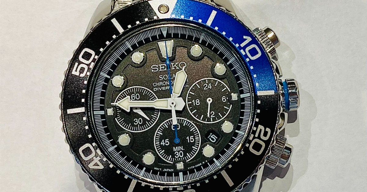 【電池交換済み】Swarovski 黒 レザー 腕時計 未使用・電池交換済】Wilon 三角デザイン腕時計 ブラック レザー