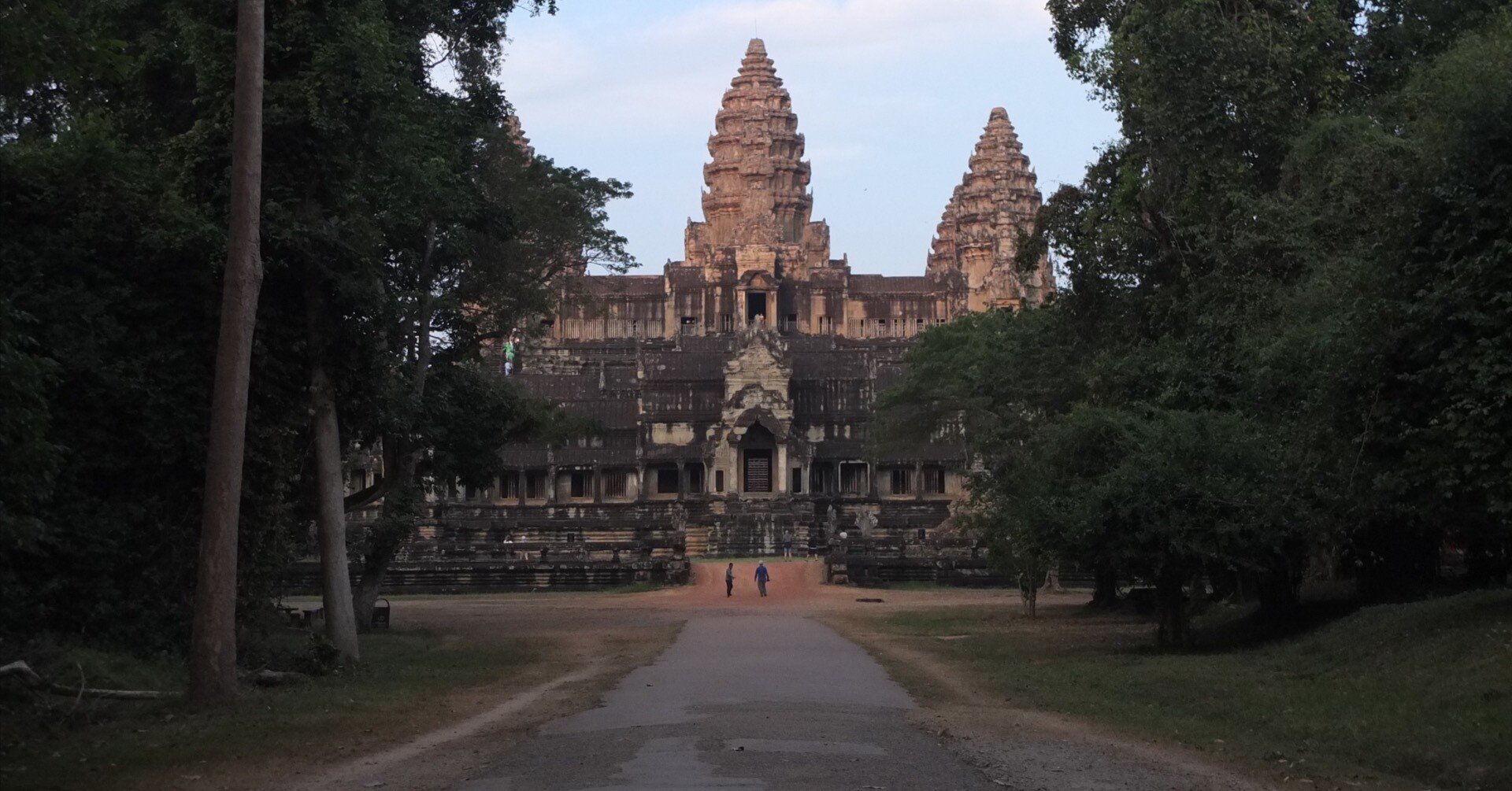 遺跡探訪104】 寒かったアンコールワット初詣 (Angkor Wat 12世紀