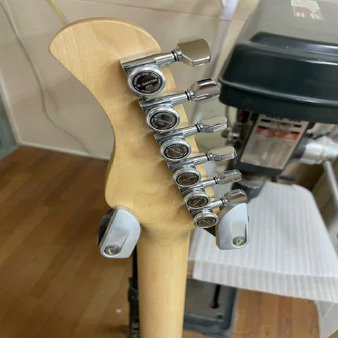 Combat Guitarsで理想のSSモデルをオーダーしました！｜Row