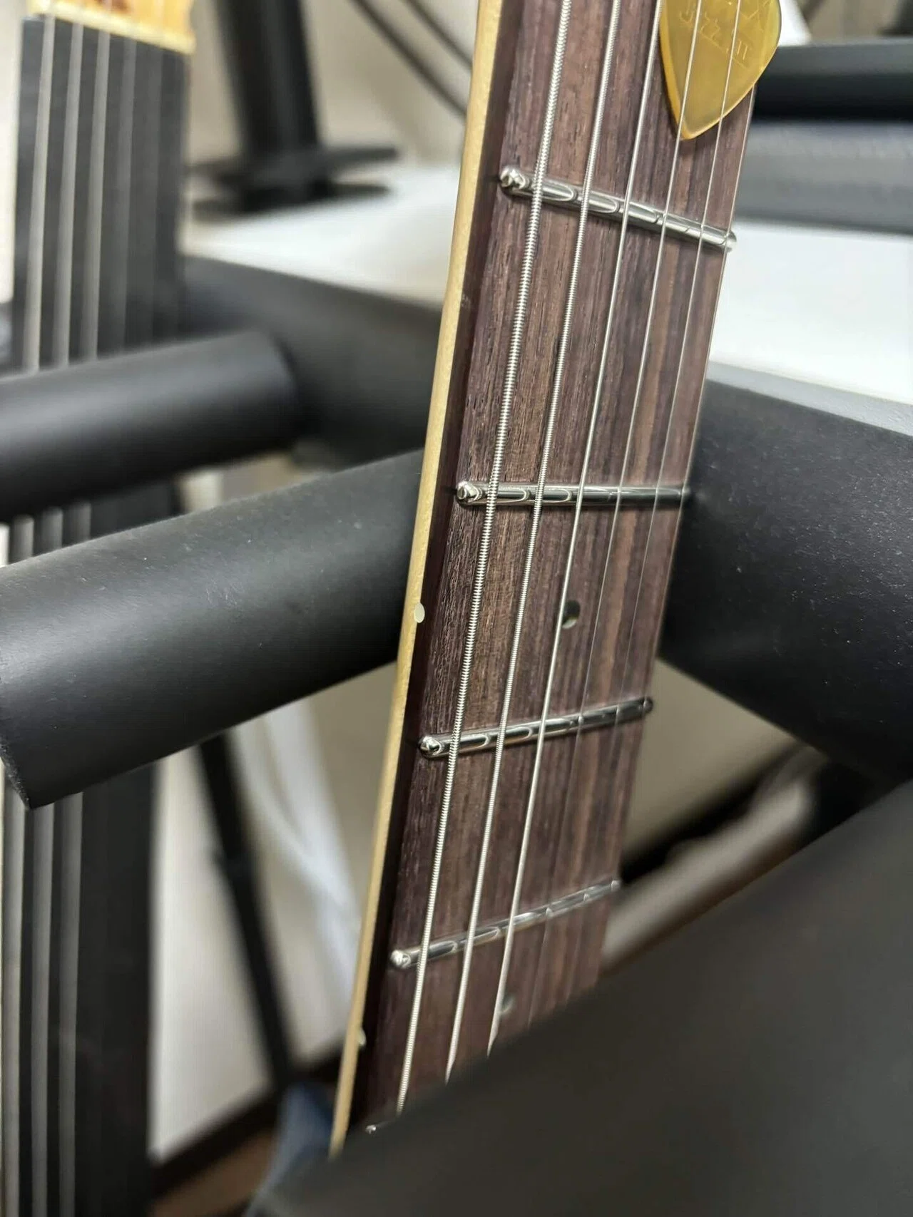Combat Guitarsで理想のSSモデルをオーダーしました！｜Row