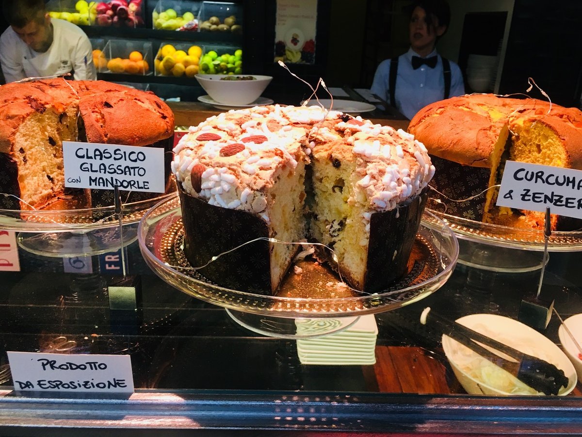 パネットーネ（Panettone）：ミラノのクリスマスに欠かせない