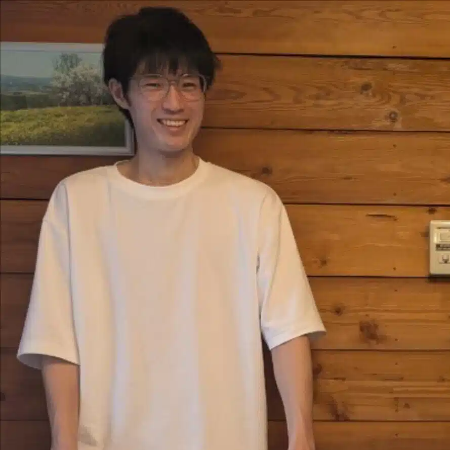 けい