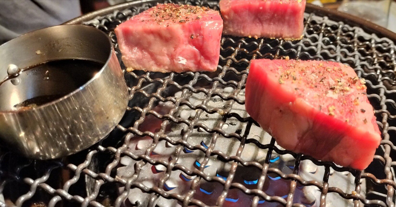 焼肉定食専門店 お肉最高～! チエちゃん 福岡本店｜菱幸産業株式会社