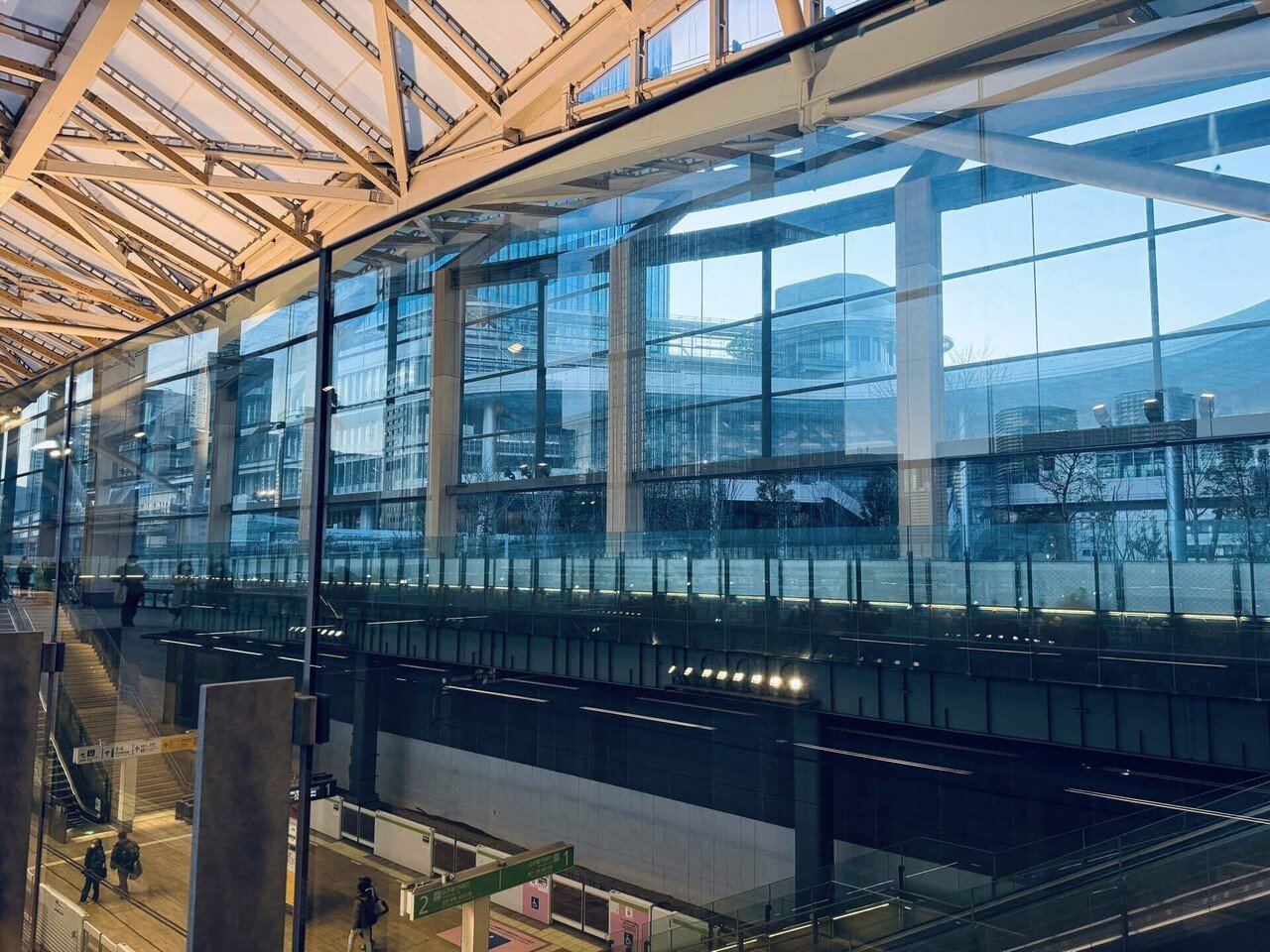 本格開業までもうすぐの高輪ゲートウェイ駅！｜WAGNAS