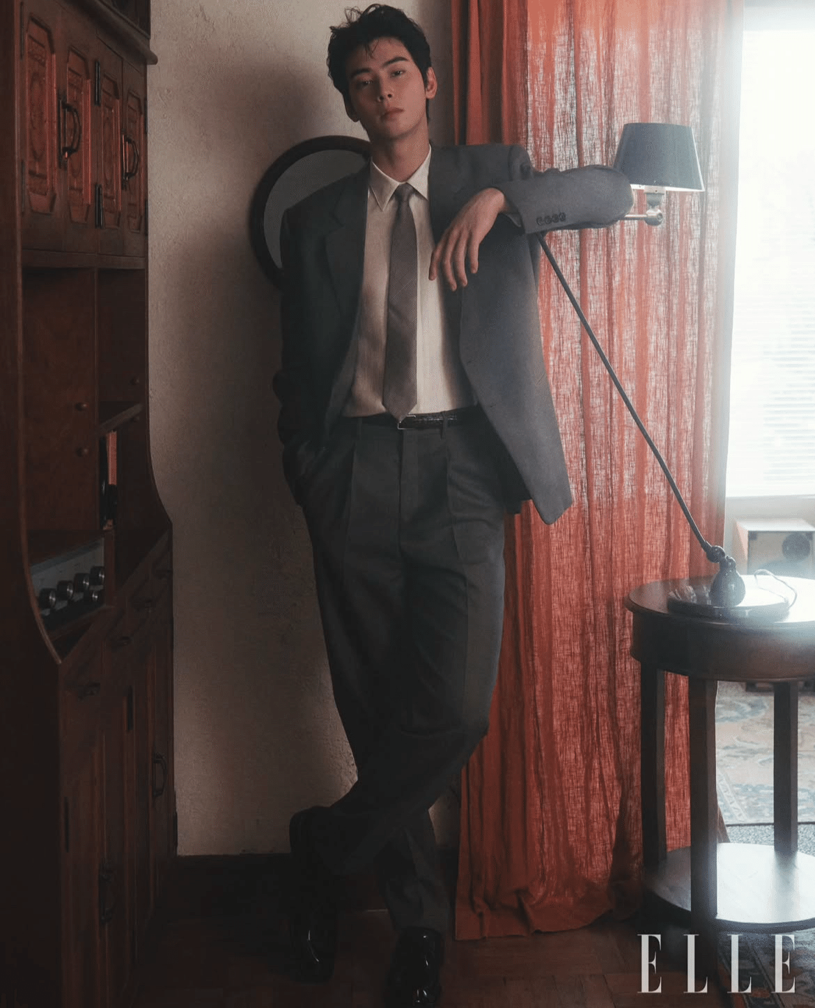 激レア ELLE KOREA チャウヌモデル出演 ASTRO チャウヌ、タンクトップ姿も…グラビアで多彩な姿を披露