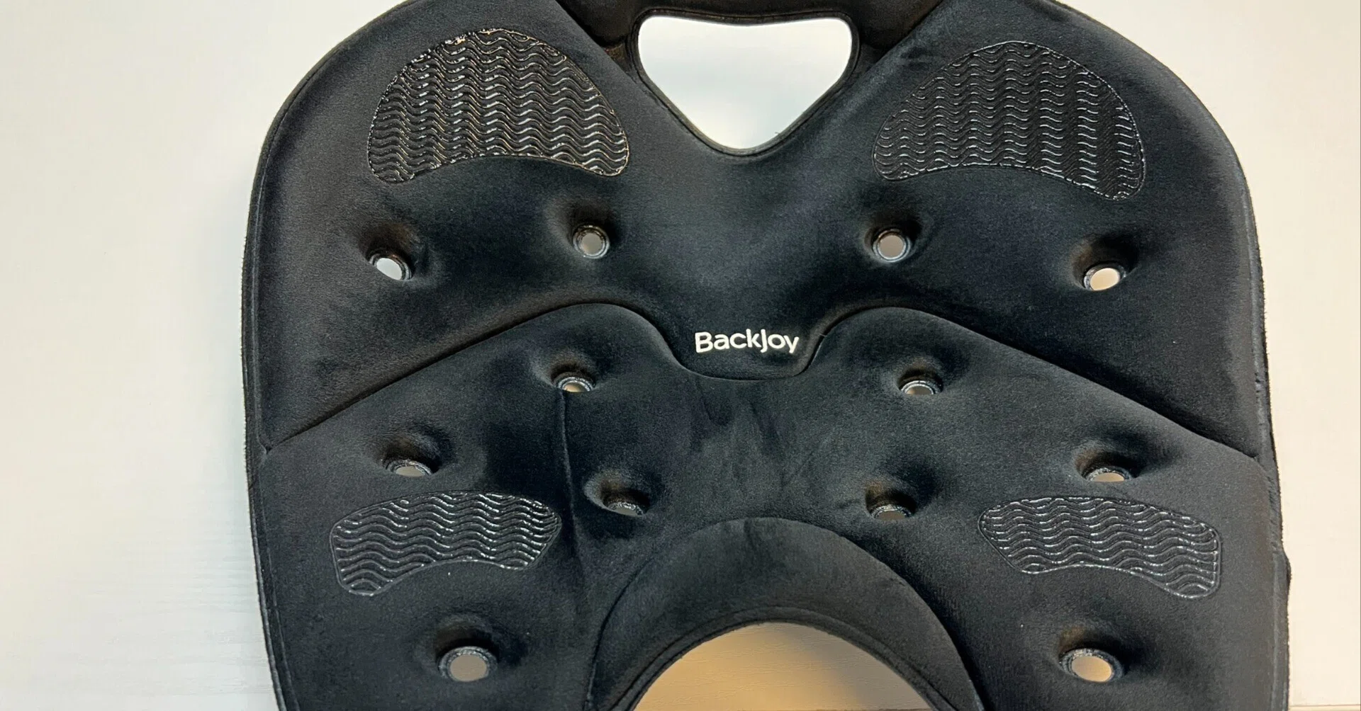 BackJoy メディコアリリーフPRO 姿勢サポートシート バックジョイ メディコアリリーフ PRO グレー ブラック BackJoy 骨盤