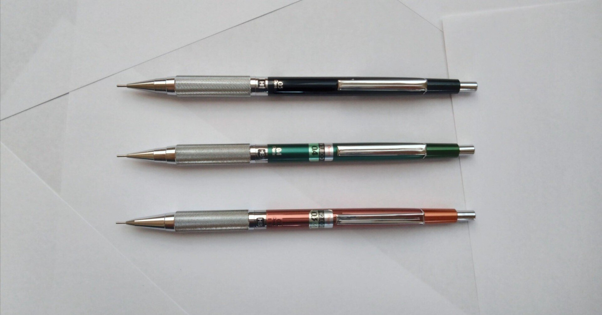 ぺんてる 初代グラフペンシル pentel graph 緑 えんじ色 廃番