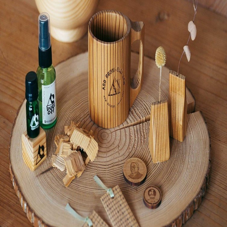 阿蘇、癒しの小国杉］小国杉の可能性を引き出す家具と雑貨（熊本県阿蘇