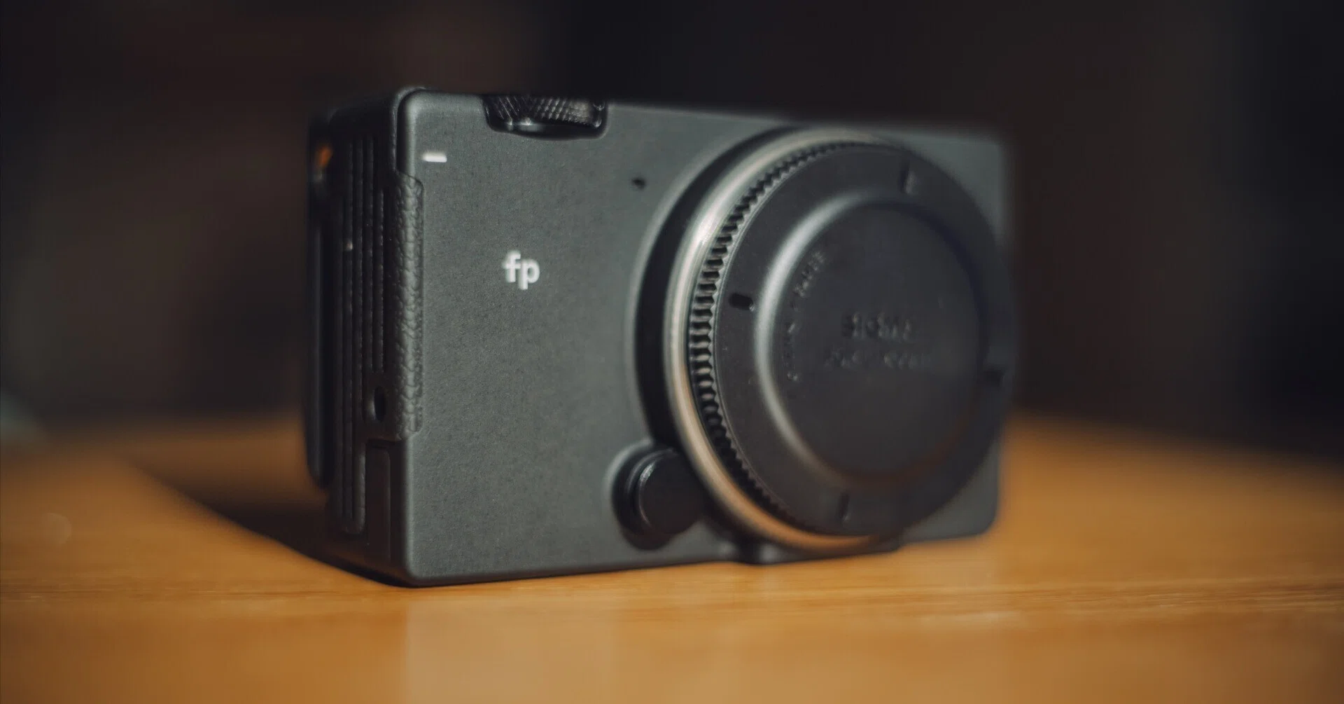 写真を始めて1年で4回カメラを乗り換えた私が、結局Sigma fpに戻った 