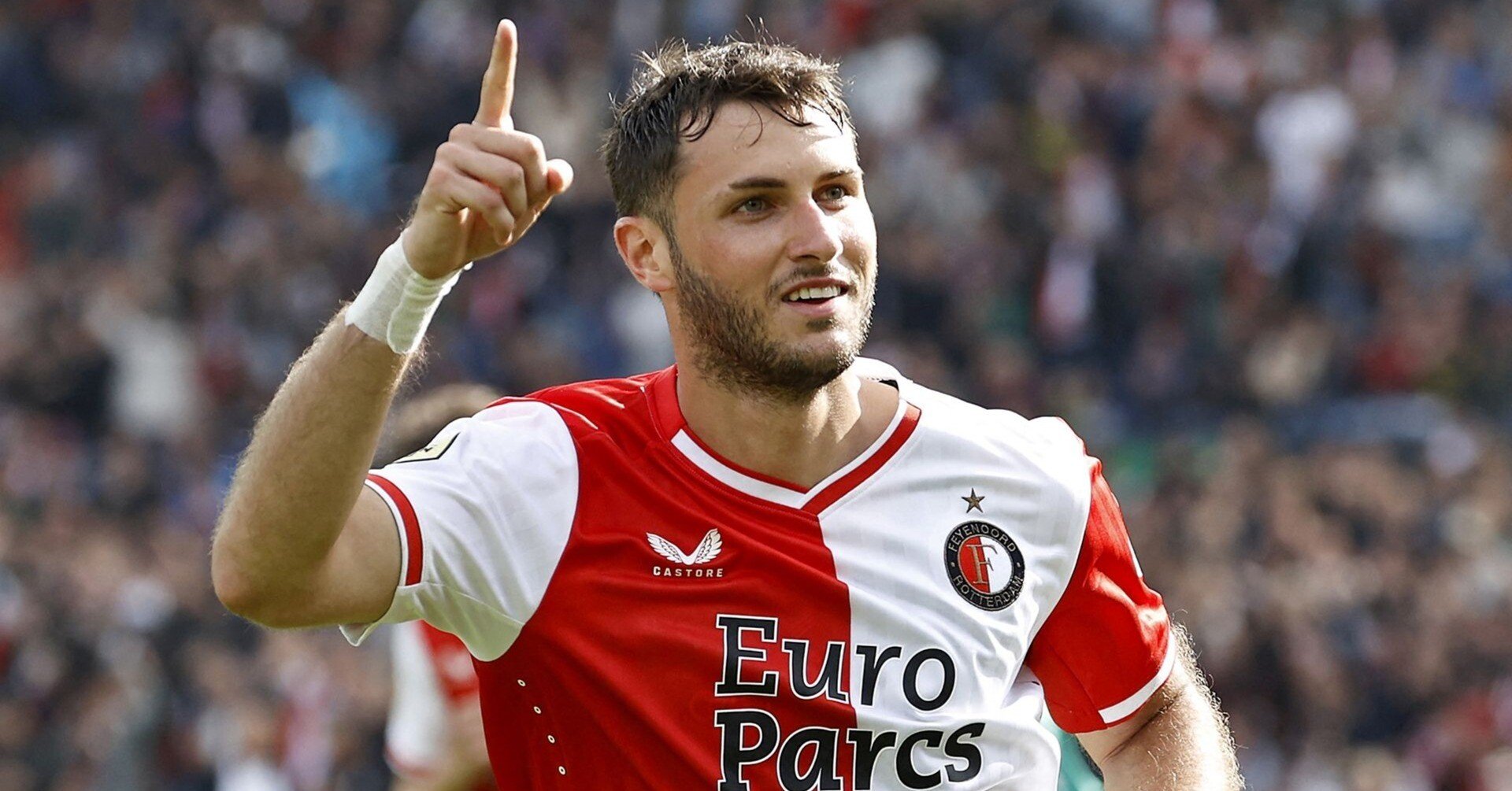 ミラン、ヒメネス獲得へ動き出す？フェイエノールトとの交渉は難航か