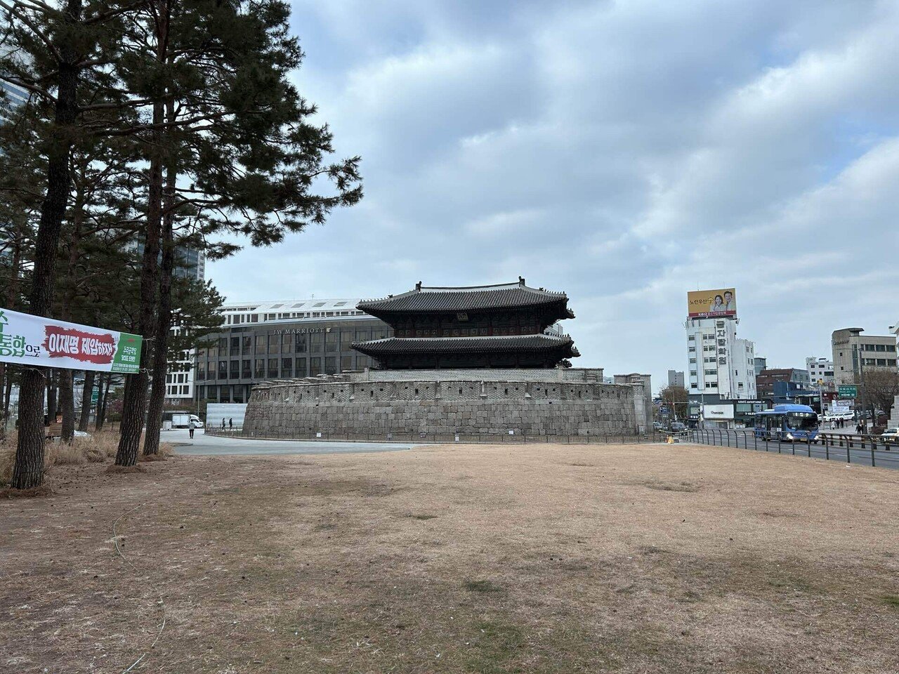 2024年12月韓国旅行記4 2025年1月1日。ソウル城郭散策。清凉里