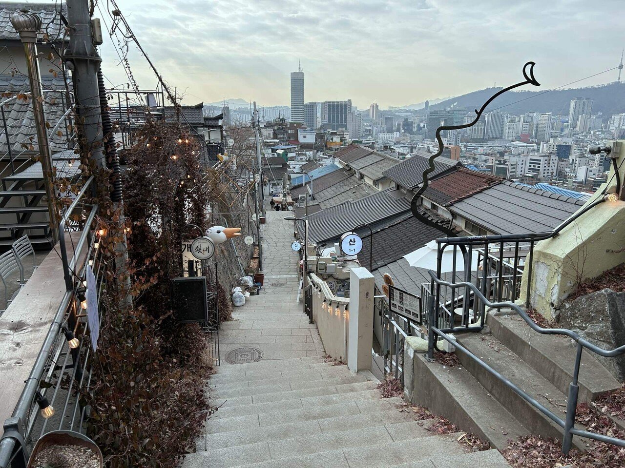 2024年12月韓国旅行記4 2025年1月1日。ソウル城郭散策。清凉里