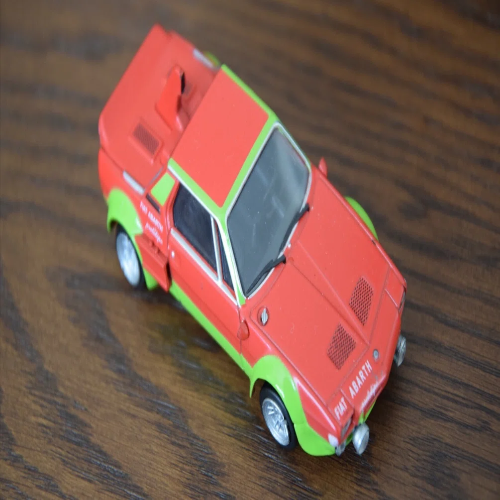 アバルトX1/9のミニカー｜金子浩久書店