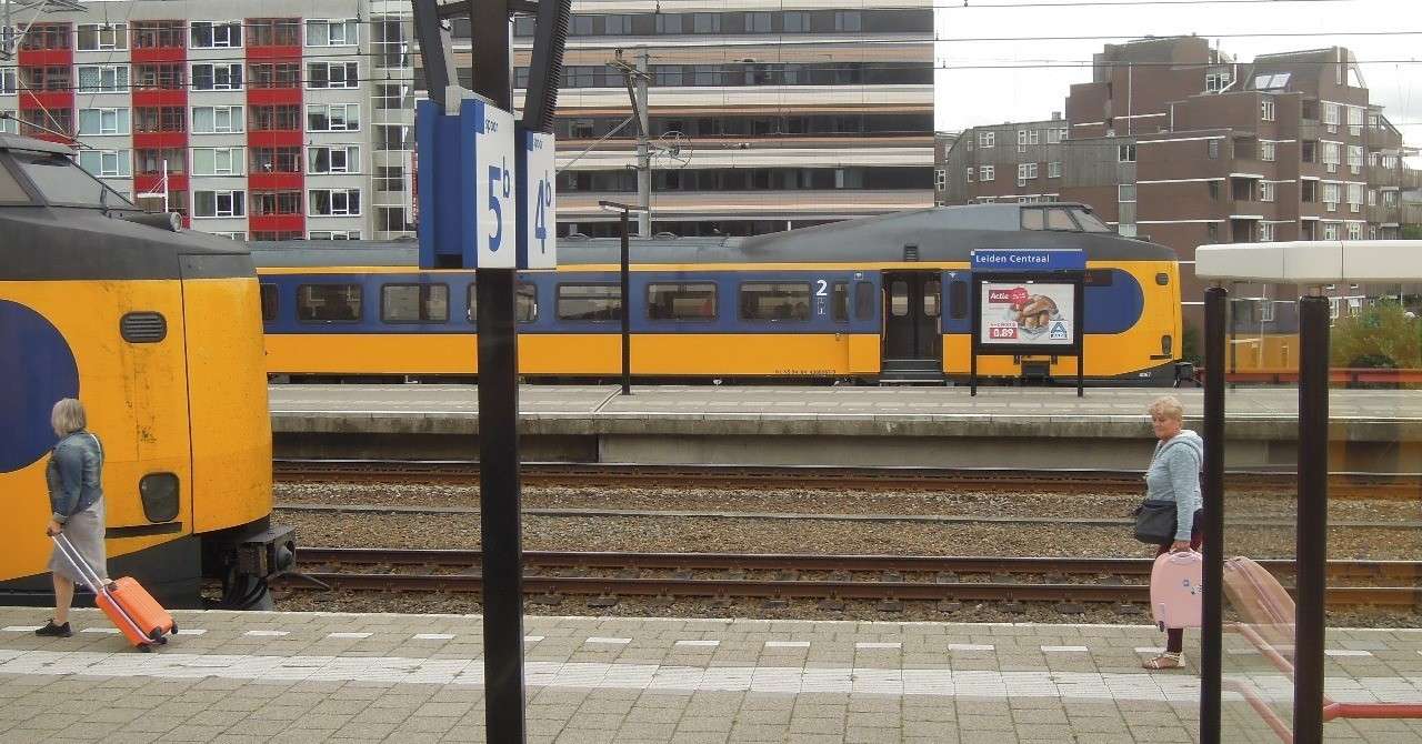 オランダ鉄道博物館の車両 5 からんだ の中の人 Note