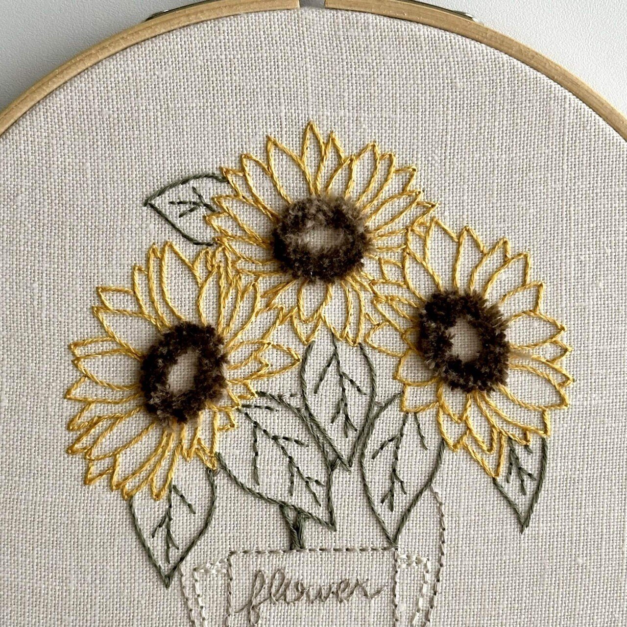 TRÈS JOLIE 刺繍の花詩集: 本｜手づくりタウン by 日本ヴォーグ社