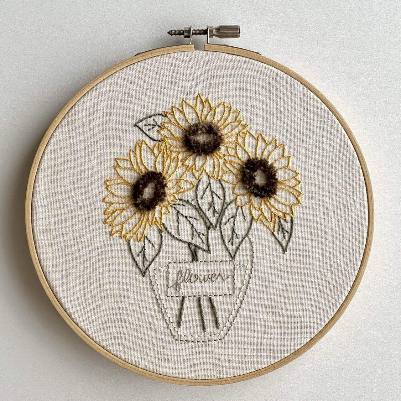 Amazon.co.jp: TRÈS JOLIE 刺繍の花詩集 : 中野 美咲: Japanese