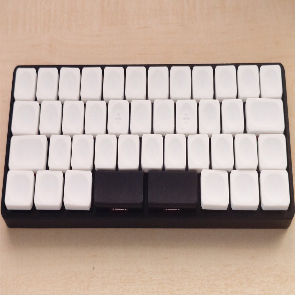 ロウスタッガード配列キーボードKaineko42R 自作キーボード】Kaineko42Rについて語ってみる｜腹八式分