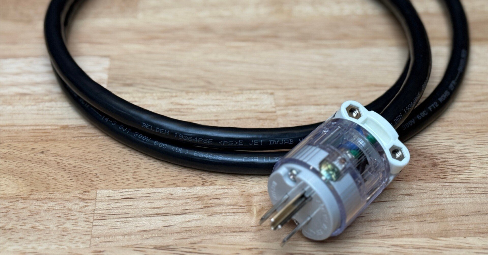 KMS105 傷あり BELDEN ベルデン 19364電源ケーブルを使った音の特徴｜シェル