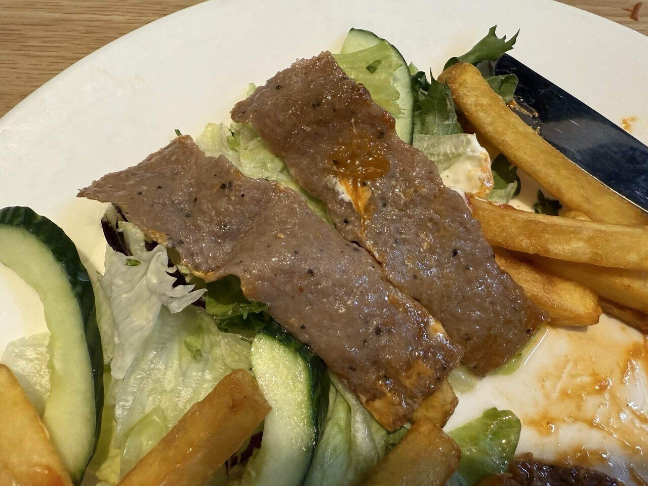 フィンランド🇫🇮の謎肉ケバブ｜kokko❄️