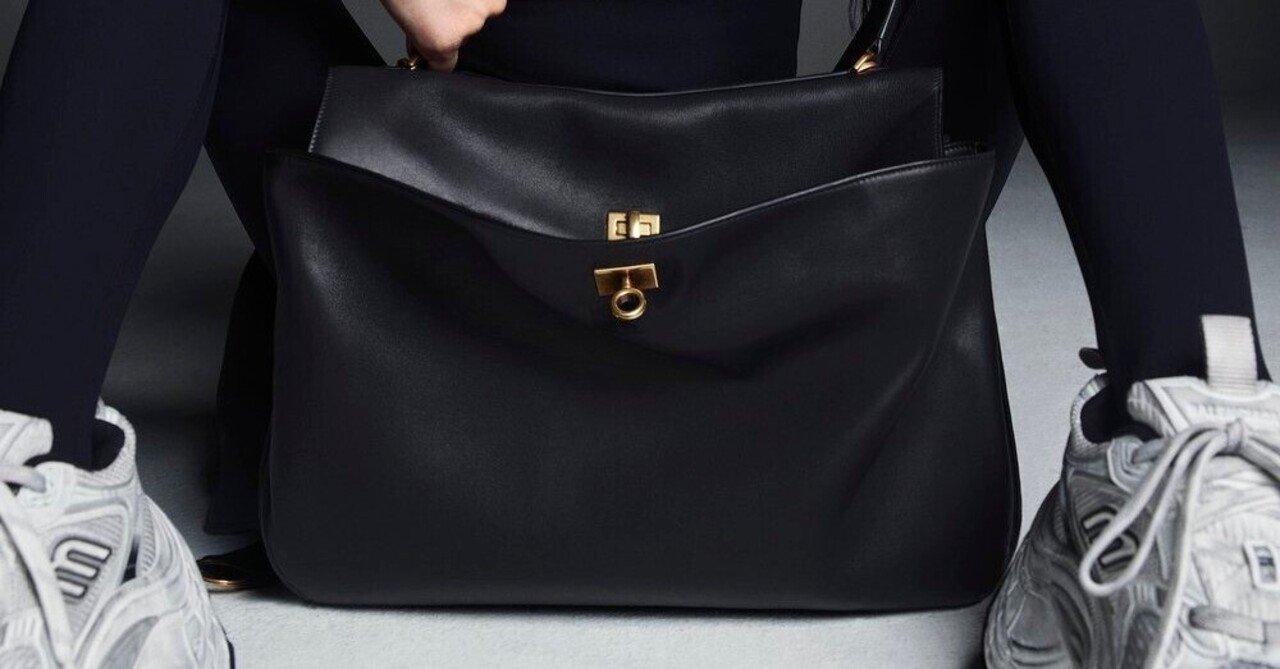 BALENCIAGA CITYバレンシアガ シティ定番ブラック バレンシアガ 定番