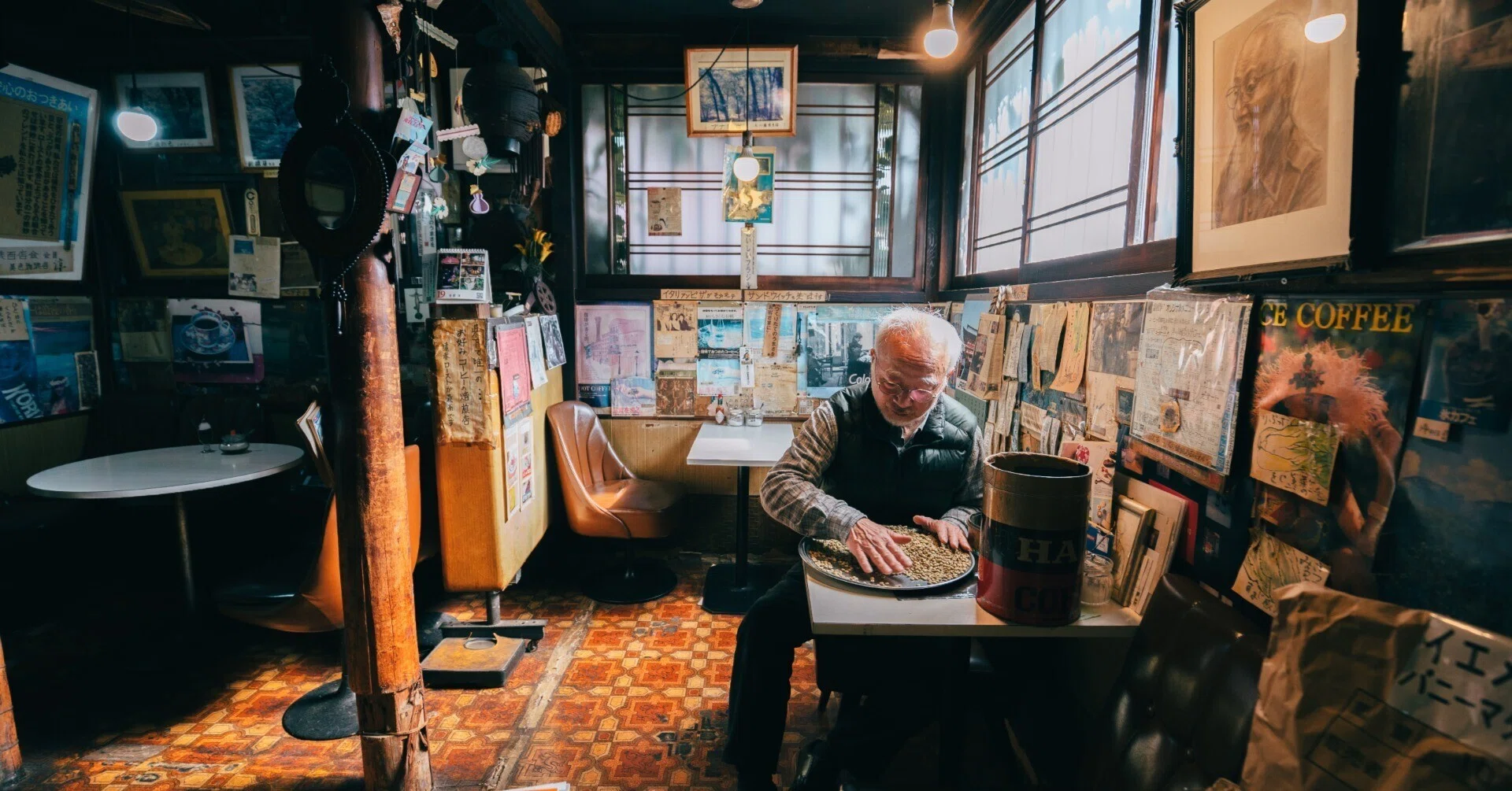 カフェ】まるでジブリ映画の一場面。珈琲好きのあなたに贈る至高の1杯