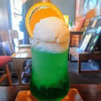 若草萌蘭
