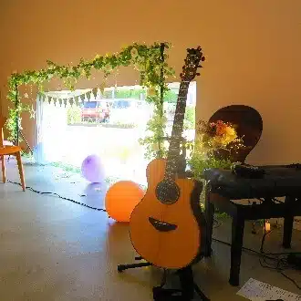 美しい二本のギターで織り成す情景のアコースティックギターアート  作曲家 倉前太郎のアトリエ