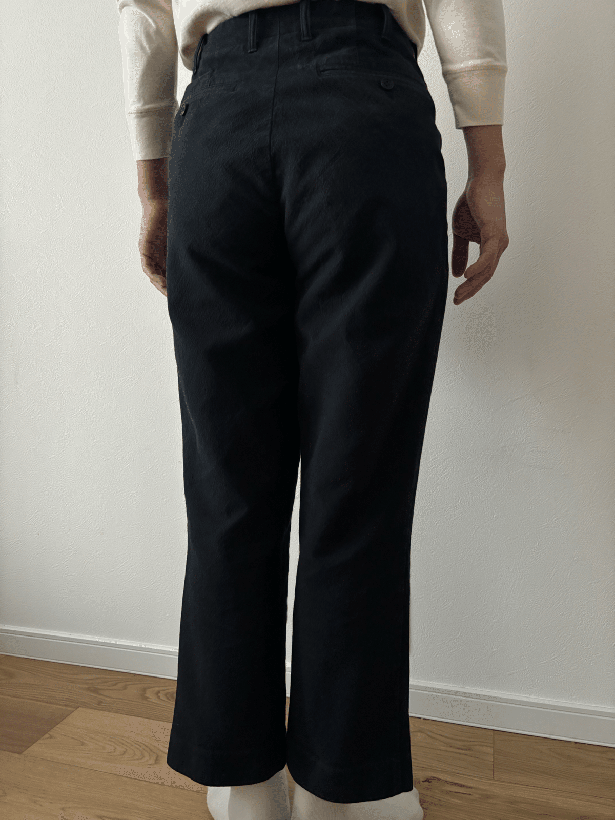 山内　コットン　ワンタックセミワイドパンツ　スラックス　黒　20s67 記事0005】山内 コットンダブルクロス・ワンタックセミワイドパンツ