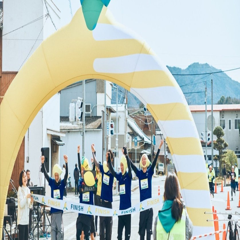 もんとさせていただきます！ 5カラット Eカラー VVS2 エロンゲート クッションカット クラリティ