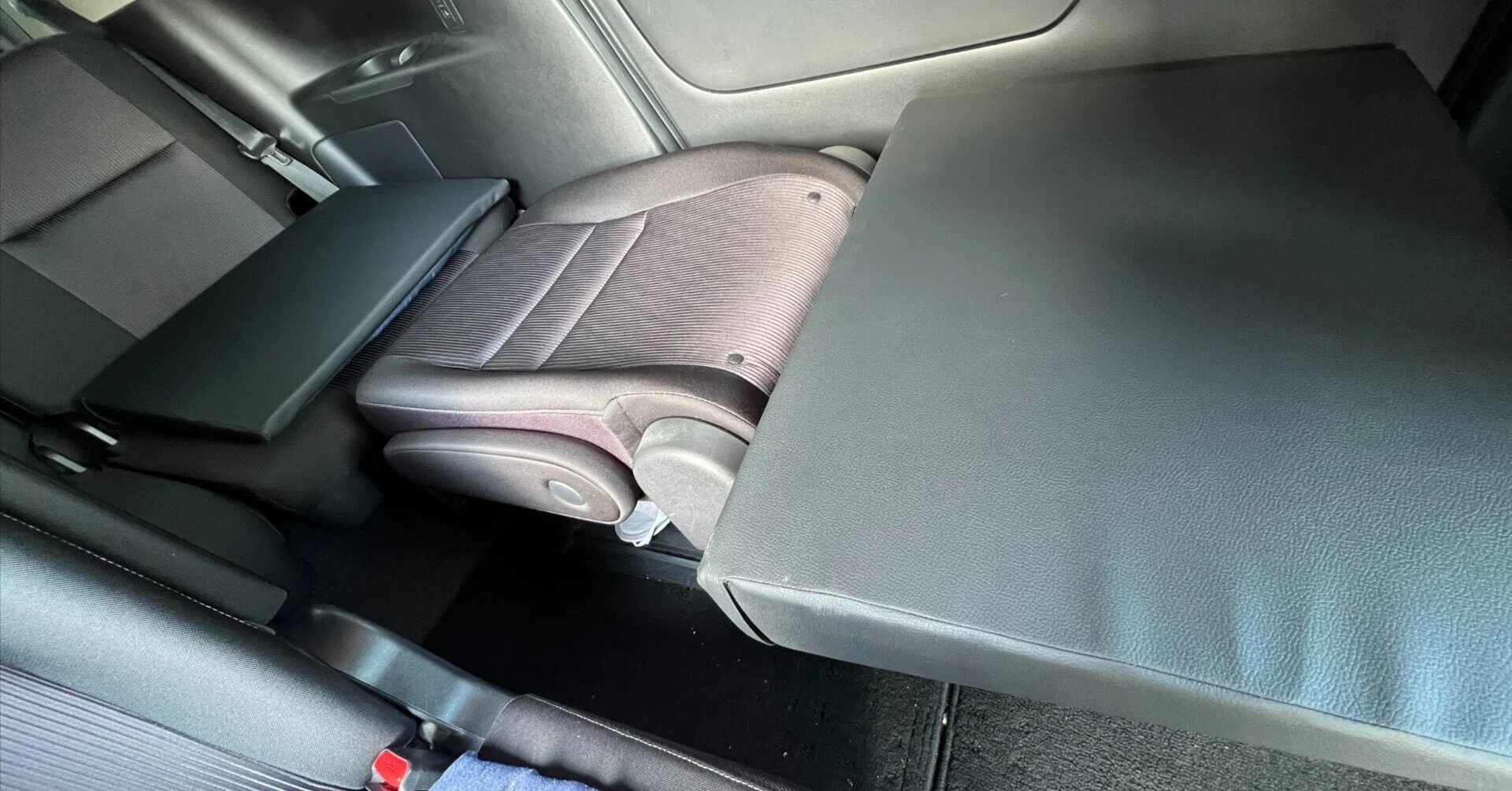 Flat Mat] Nissan Serena C27 Dedicated Seat Flat Mat: The Ultimate