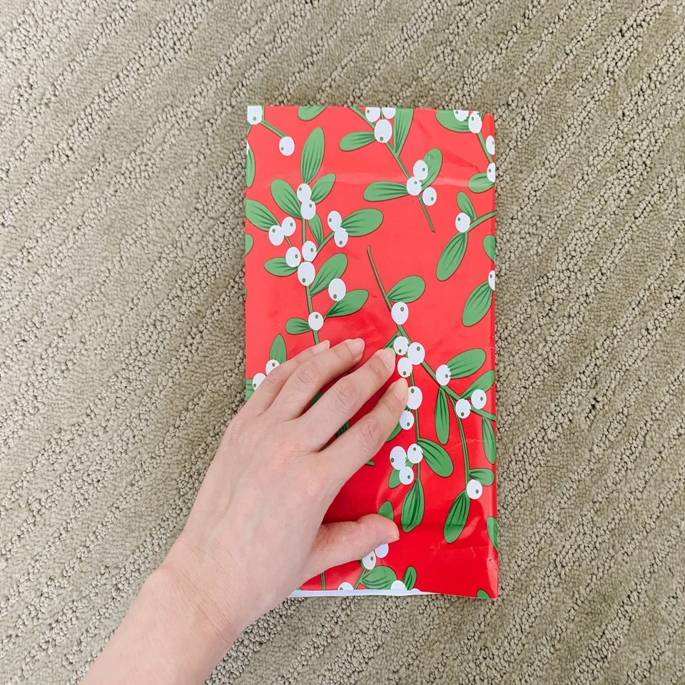 包装紙を捨てられないあなたへ 元書店員が教えるブックカバーの作り方 Maiko Note