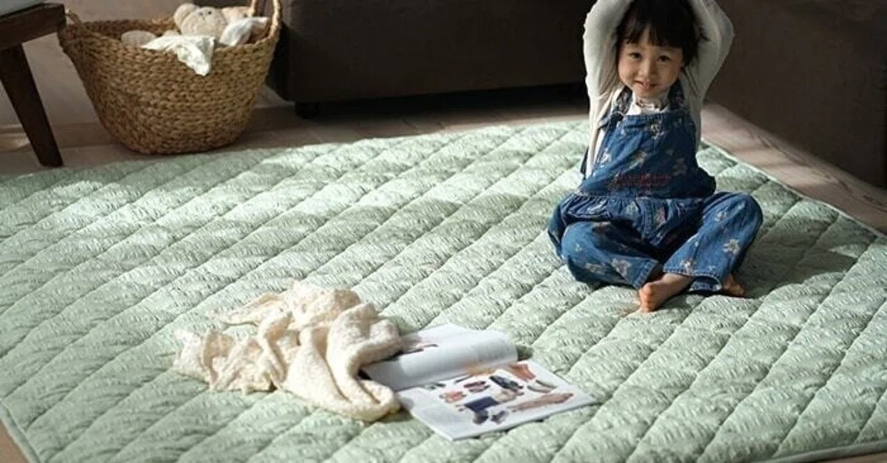 Heal with a rug that feels smooth and refreshing for your new life