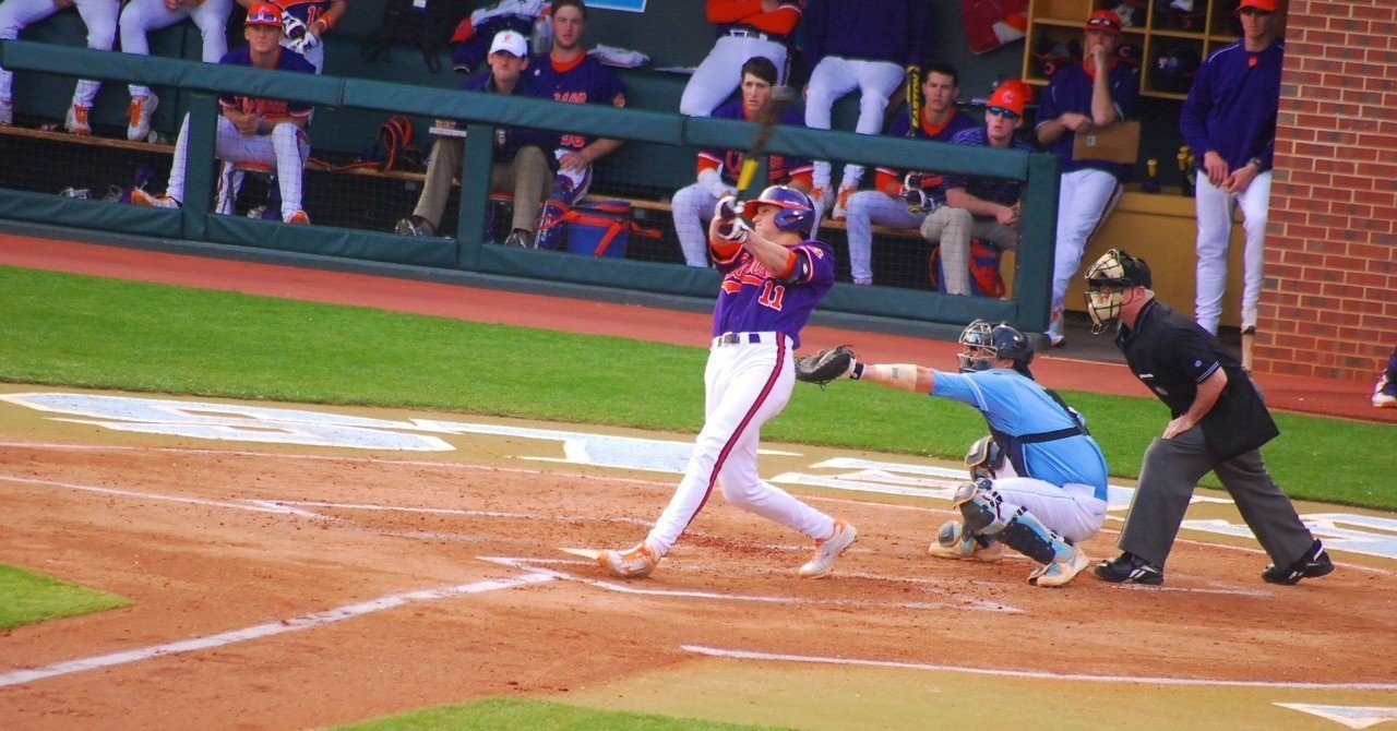 カレッジベースボール ユニフォーム論評｜たぐみ