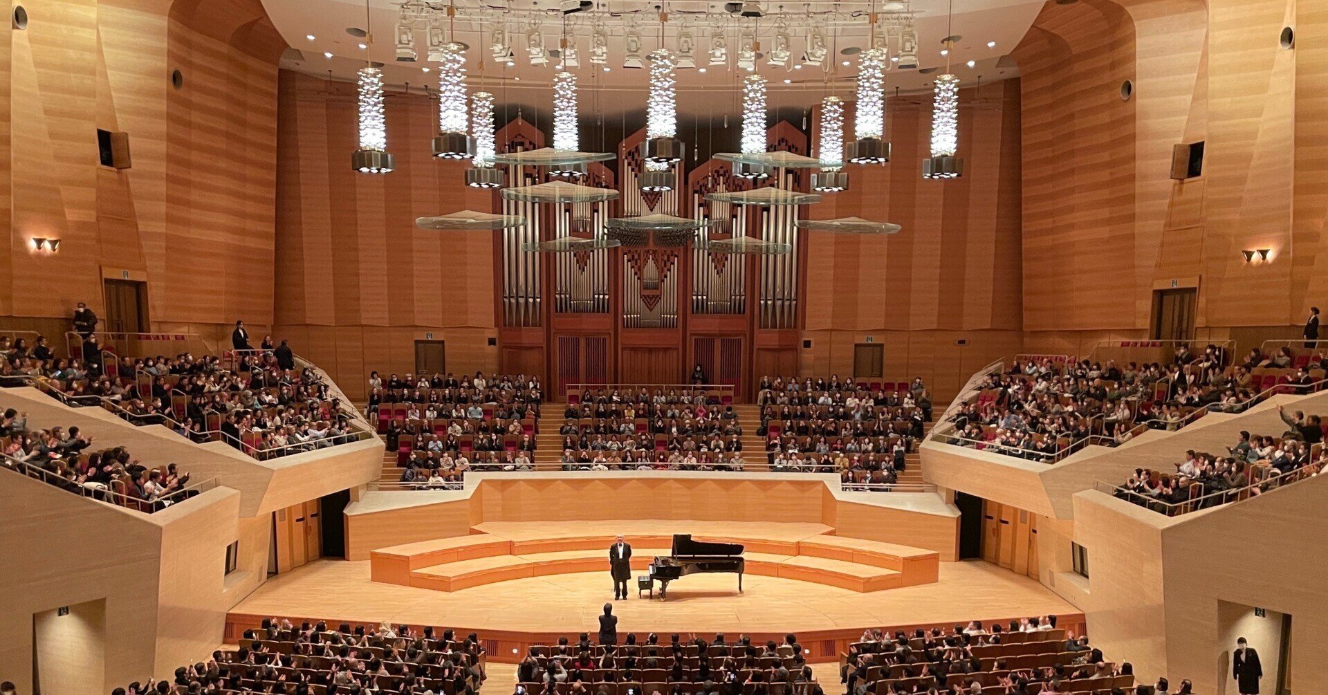 イーヴォ・ポゴレリチ・リサイタル イーヴォ・ポゴレリチ ピアノリサイタル｜アンナ ブラック