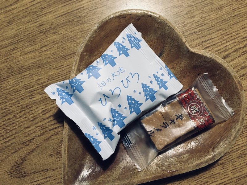 こんなにもわかりやすく万人に喜ばれる菓子を 私は知らない 六花亭製菓 クニトミユキ Note
