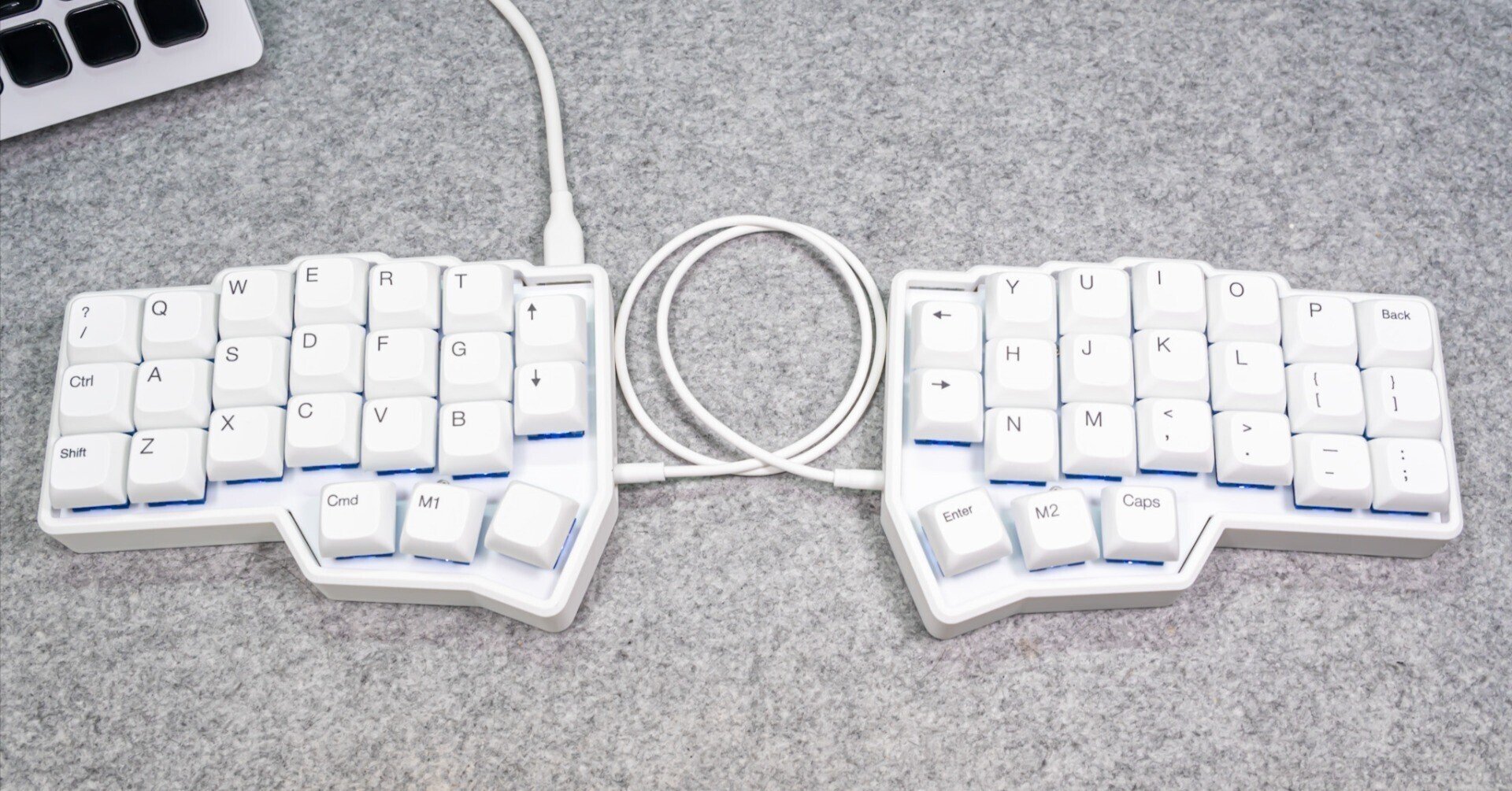 自作キーボード、始めました。使い心地と購入品・かかった金額を紹介 自作キーボード、始めました。使い心地と購入品・かかった金額を紹介