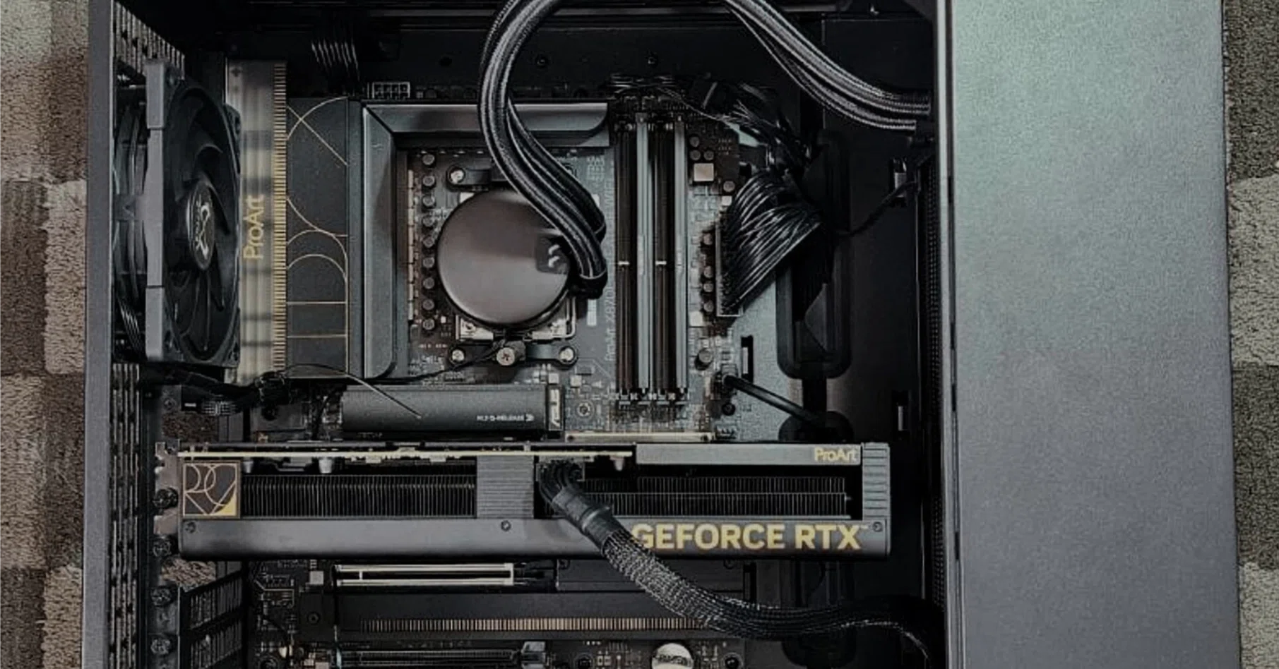 自作PC2025 (3) 組んだ後にやることとWindows 11のインストール｜R-Y-O