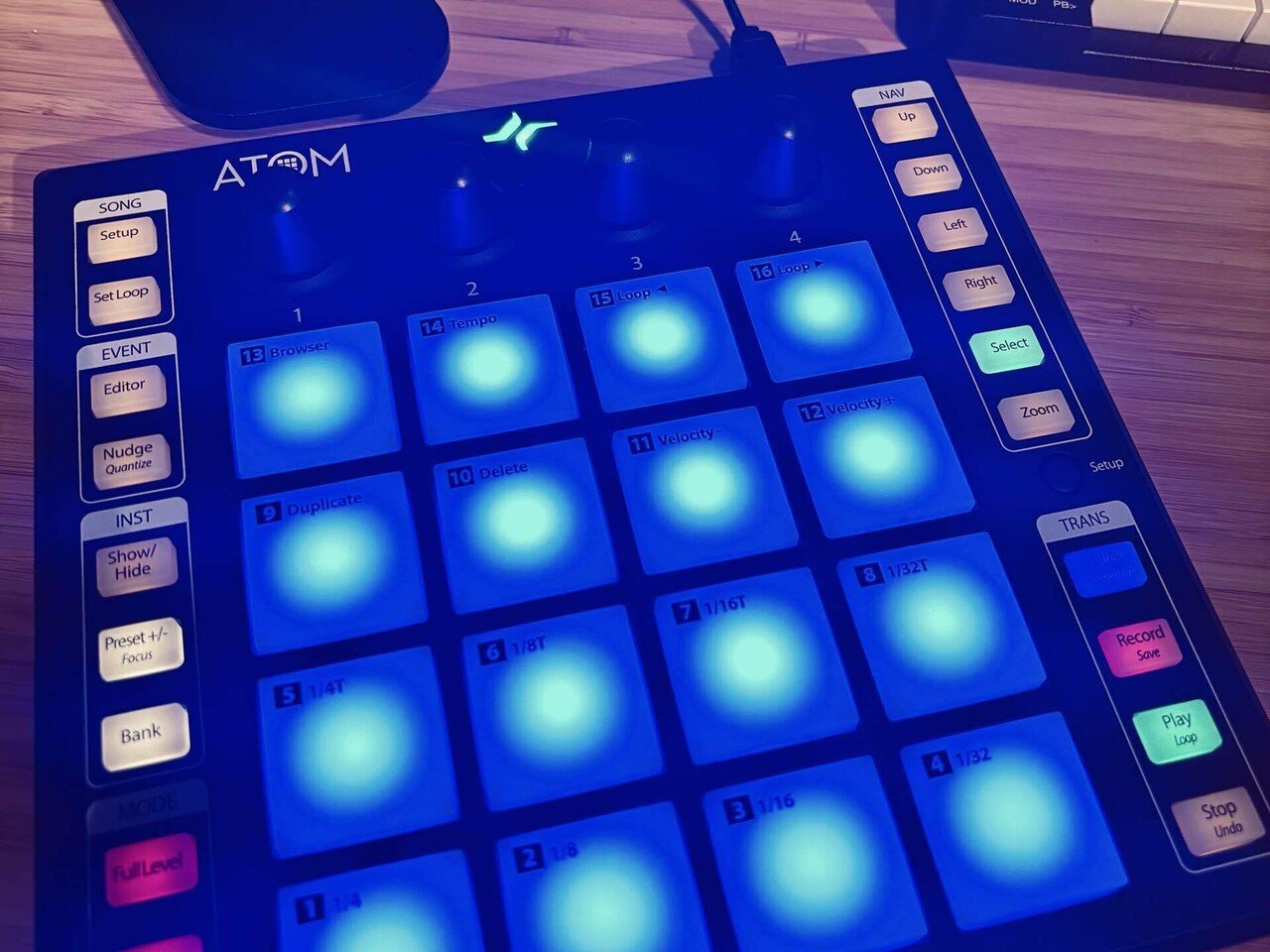 PreSonus ATOM vs AKAI MPD218｜beatman