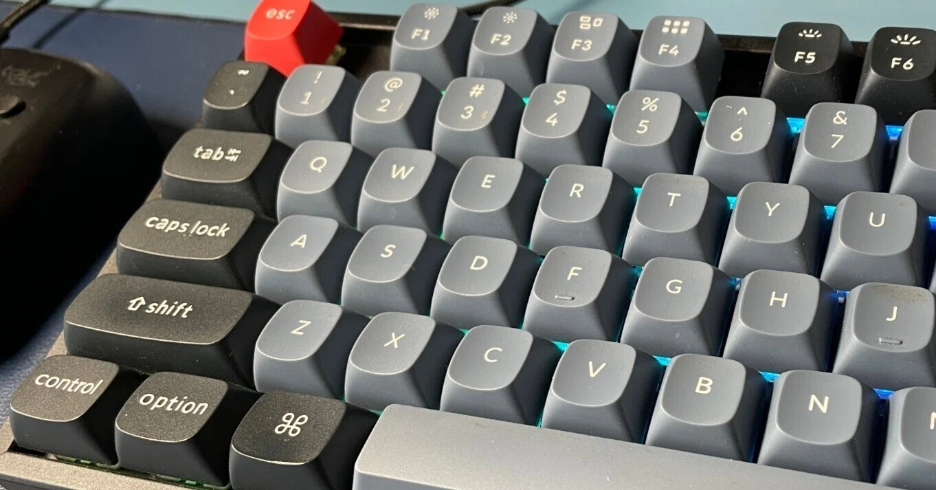 Keychron K8 Pro 導入記（6）Macライクな地球儀キーを実現して絵文字も
