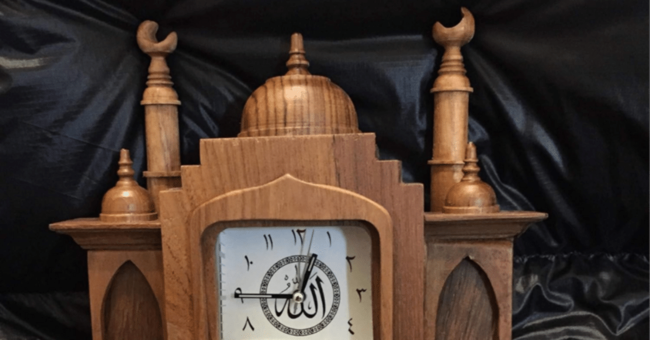 アザーン時計がアラブの町から消えた！｜〈アザーン時計〉AZAN CLOCK