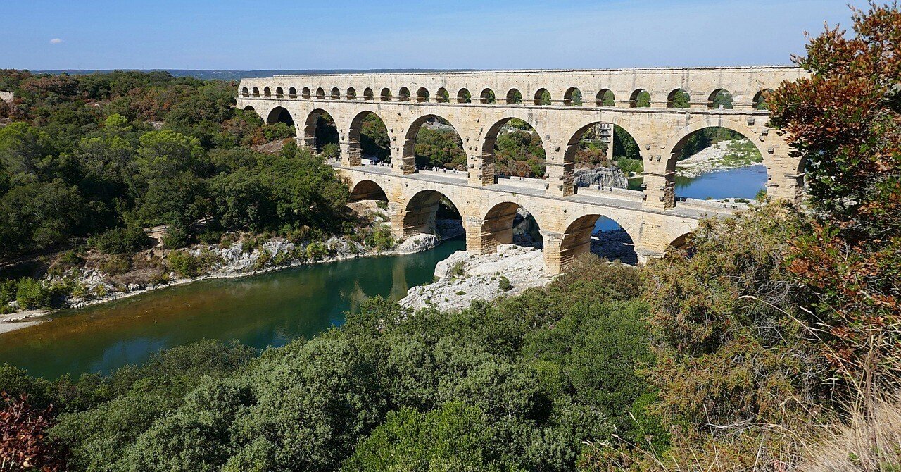 □南仏プロヴァンス～土木技術の偉大さ、芸術と歴史が融合した街並み