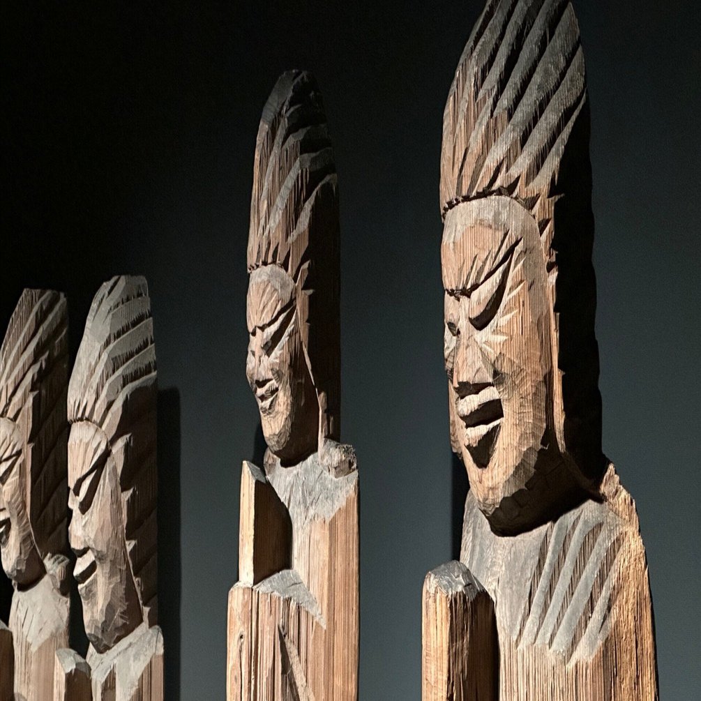 素朴なようで精緻な造形美を堪能 円空仏 - 三井記念美術館 ｜無為の茶