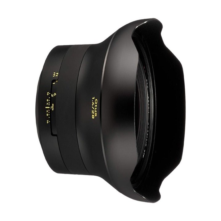 室内ポートレートの新境地！Zeiss Otus 28mm f/1.4 Apo Distagonの魅力