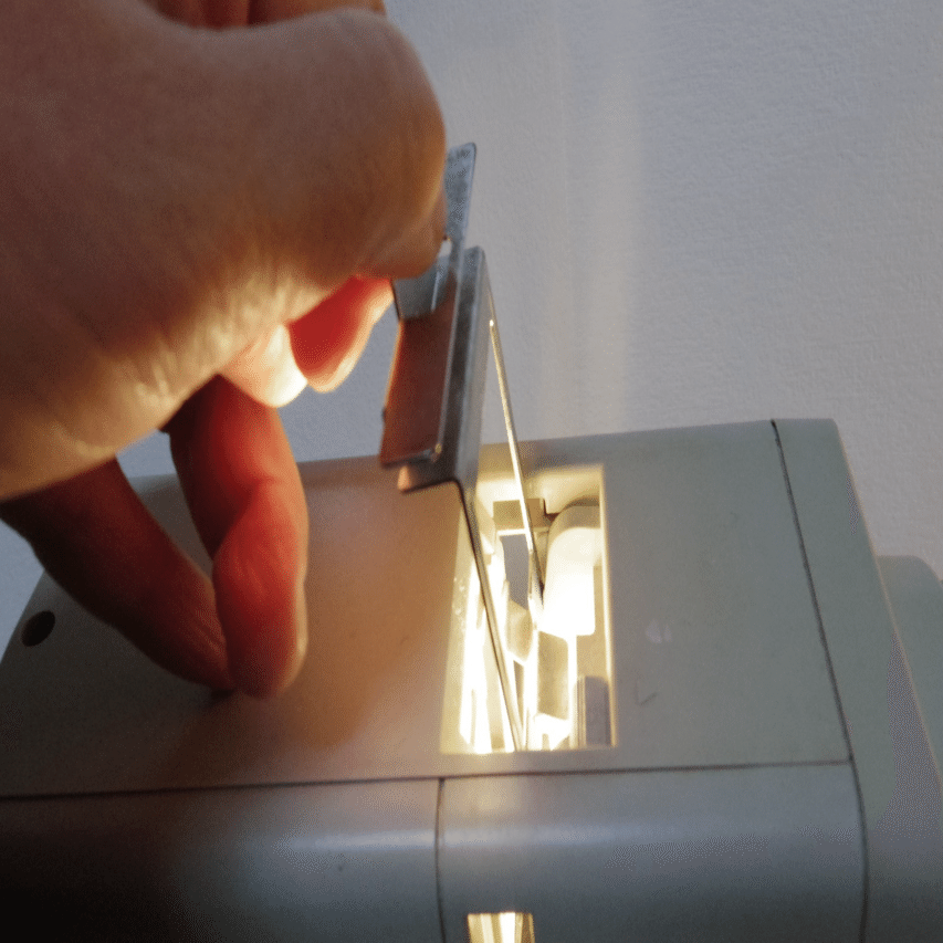 スライドプロジェクター買ってみたら、想像以上に楽しい｜おしゃま