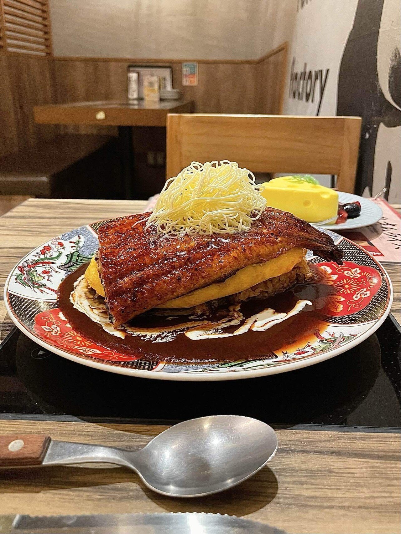 渋谷の人気店で絶品オムライスを堪能『CRAFT CHEESE MARKET 渋谷