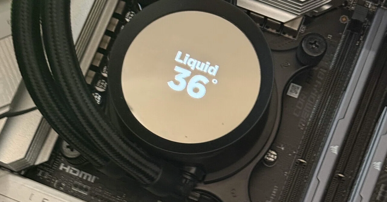 ゲーミングPC失敗談】自作PCにSSDを増設した話｜りさ