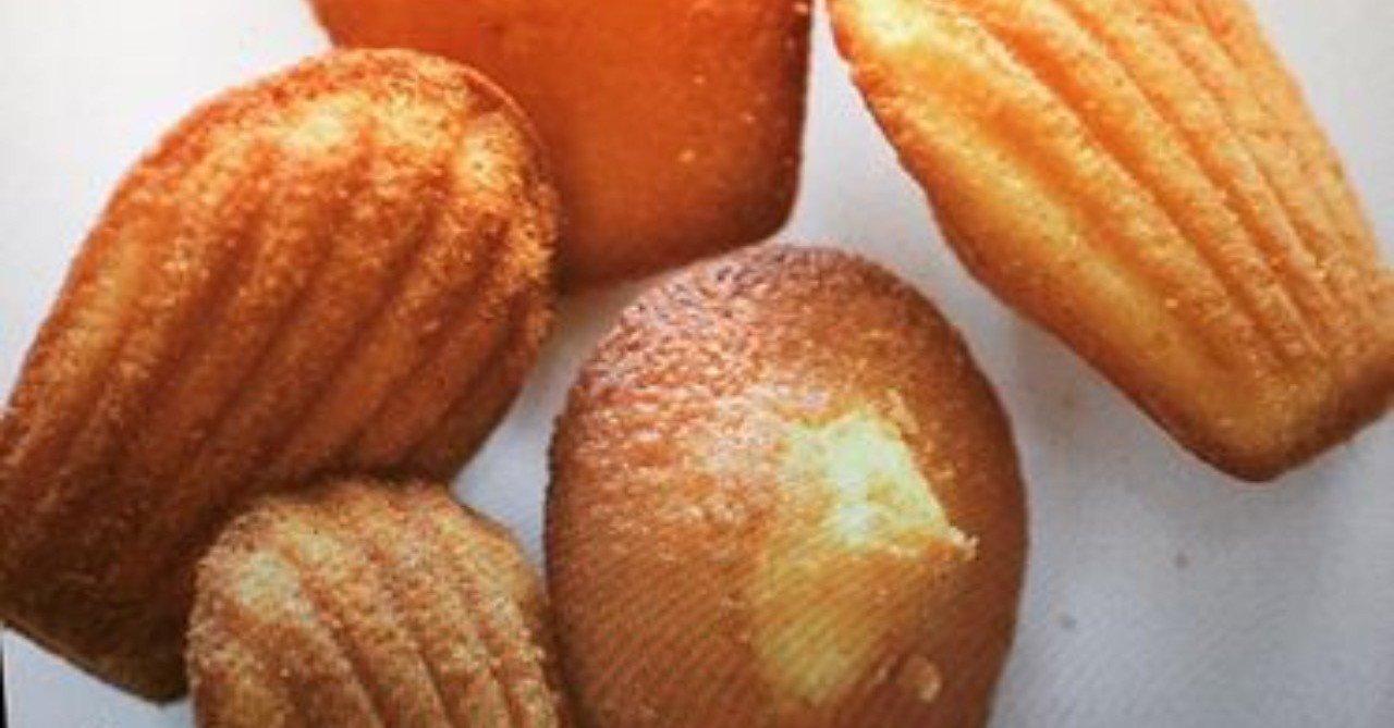 マドレーヌと紅茶が引き起こす衝撃的な喜び。人はなぜ食べ物を浸して