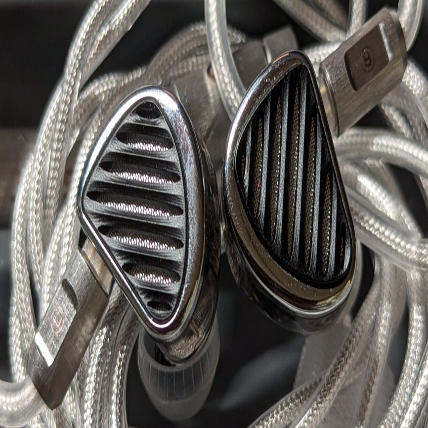 【美品】TRN JAWZ TRN JAWS｜1192bakuhu_audio