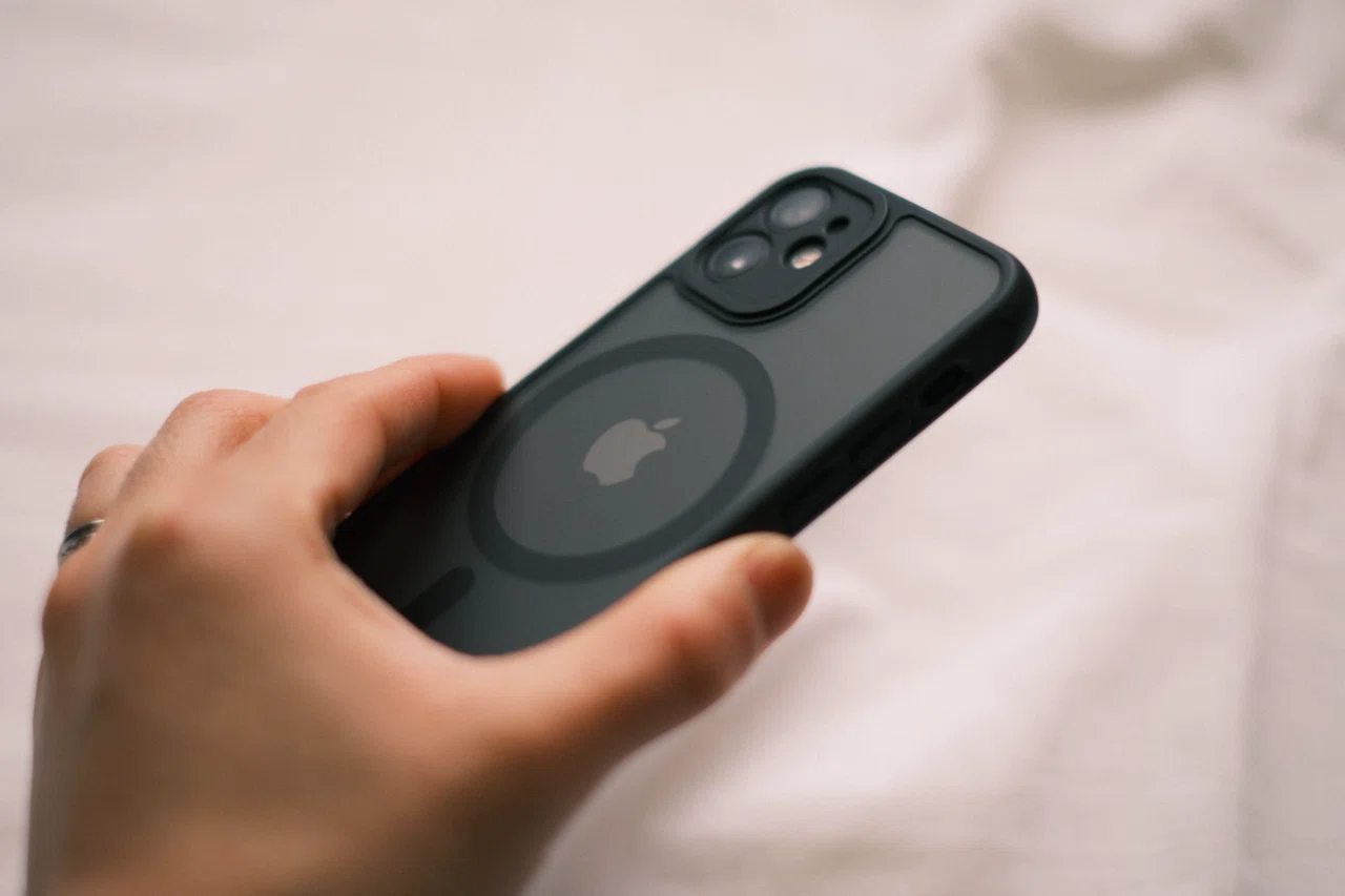 iPhone12 miniを再運用してみた。軽さは正義論を語ります｜toibo